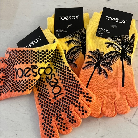 ToeSox Sunset Palm Grip Toe Socks - Picture 1 of 1